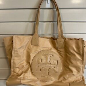 Tory Burch Bag - Reposhed!